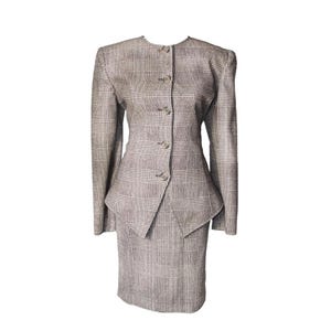 Vintage Valentino Boutique two-piece / Vintage Valentino Set / Wool Blazer / Valentino Wool Skirt / Valentino Boutique Fashion / 80s Fashion