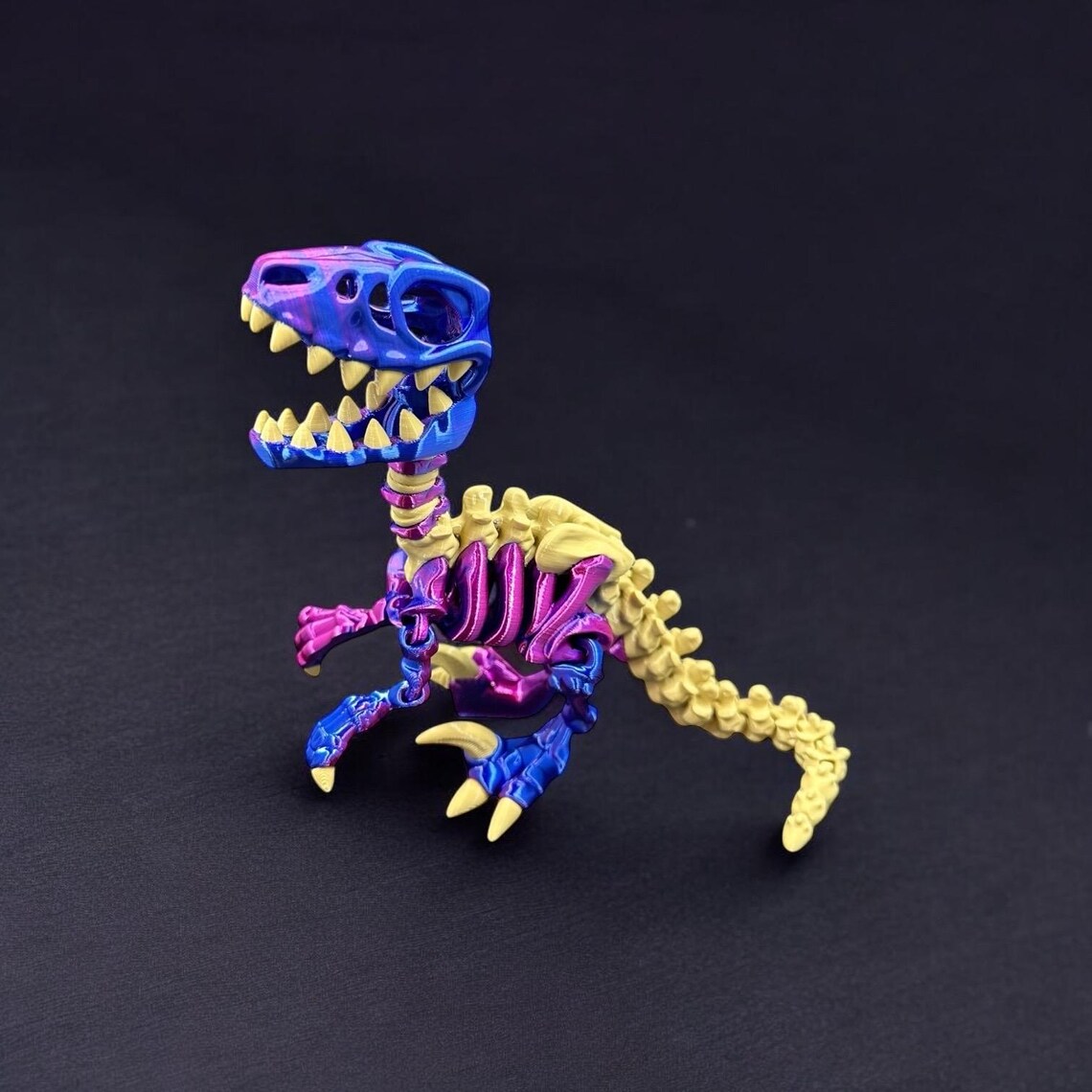 3D Printed Articulated Raptor Model, Dinosaur Collectible - Etsy