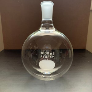 Pyrex 1000 mL Chemistry Boiling Flask