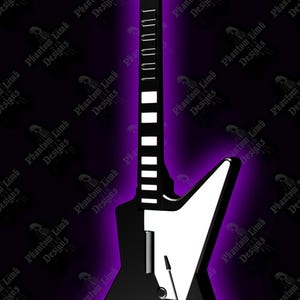 Peut inclure: Guitare électrique noire avec un pickguard et une touche blancs, soulignée d'une lueur violette vibrante. La tête de la guitare affiche le texte "Phantom Limb Designs". Fond violet foncé avec texte répété.