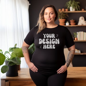 Plus Size Mockup Bella Canvas 3001 | Plus Size Model Schwarzes T-Shirt | Inklusive Mockup | Gildan Mockup | Boho Hintergrund | Canva POD XL - 5XL