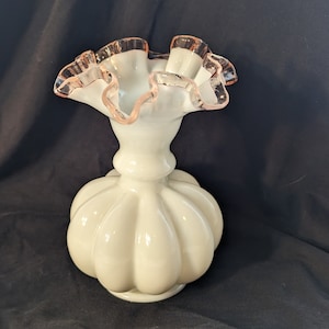 Fenton Rose Crest Melon Pre Logo