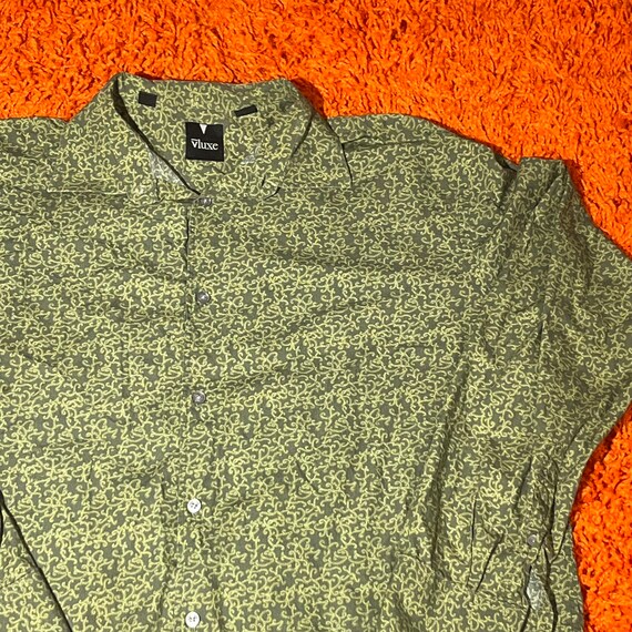 Vluxe Green Paisley Button Down Shirt (XL) - image 2