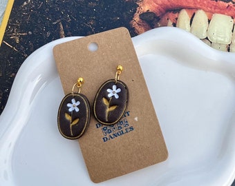 Daisy Clay Earrings, Hozier, Unreal Unearth, Flower Earrings, Floral Earrings, Polymer Clay, Handmade