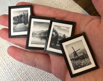 Dollhouse Picture Frames-Set of 4 (1:12 scale)