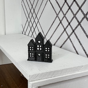 Mini Haunted House Decor