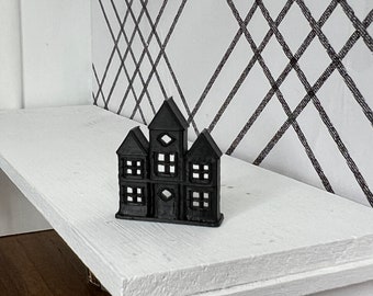 Mini Haunted House Decor