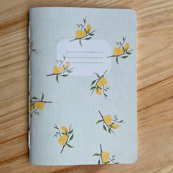 Libreta con limones hecha a mano - cuaderno A6 artesanal