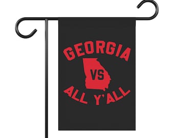 Georgia Wall Garden Flag | University of Georgia Bulldogs (12'' × 18'' and 24.5'' × 32'')