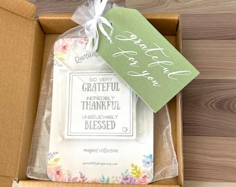 Dankbaar dankbaar gezegend, keramische magneet, bloemenkruissleutelhanger, dankbaarheidscadeau voor haar