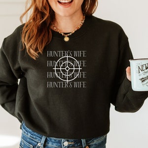 Hunting Shirt, Deer Hunting Shirt, Dad Hunter, Deer Shirts, Elk hunting shirt, Gifts For Hunters, Gift for him, Gift for her, Hunting wife