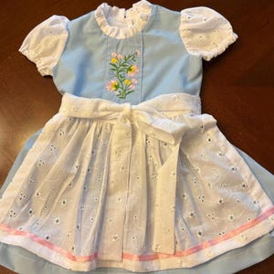 Dirndl de Oktoberfest Parte 2 imagen 20
