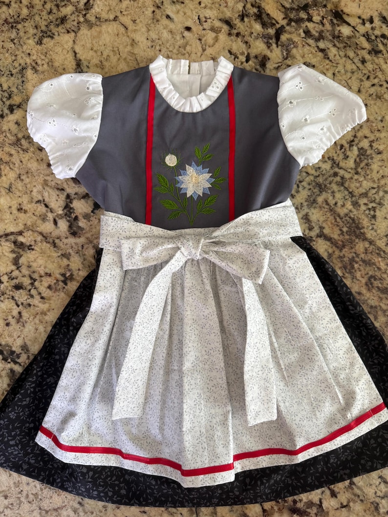 Dirndl de Oktoberfest Parte 2 imagen 16