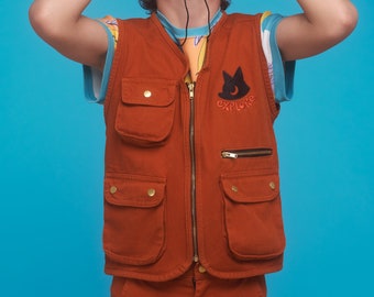 Kids utility Vest, Gender-Neutral  Brown Explore Vest for Kids, Personalized Explore Children Vest, Vest with Embroidered Personalization
