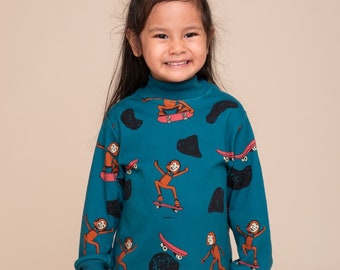 Organic Cotton Kids Print Mockneck Shirt, Kids Long Sleeve Turtle Neck, Relaxed Fit Mockneck Tee Long-Sleeve unisex Mock Top Sasquatch print