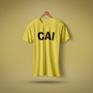 T-shirt noir audacieux CAI