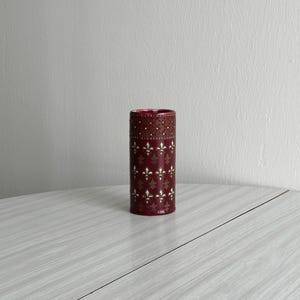 Small antique red glazed ceramic roller vase, decorated with gold fleur-de-lis motifs, decorative object, elegant gift, office decor