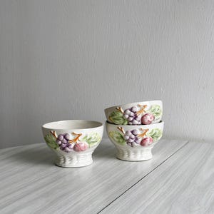 Set of 3 barbotine bowls, colorful fruit decoration, elegant vintage tableware, decorative breakfast bowl, table decoration