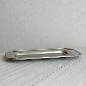 Lightweight, shiny stainless steel rectangular tray, minimalist serving tray, elegant modern vintage decorative item