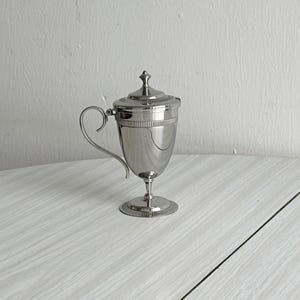 Petit moutardier, pot à confiture en métal inox brillant style Létang Remy, table raffiné, vaisselle en métal, décoration de table élégante
