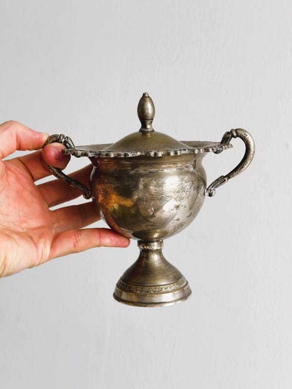 Vintage Petite Silver-Toned Bowl with Footed Base Vintage Petite Silver-Toned Bowl with Footed Base