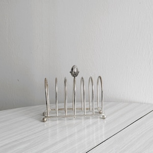 Antique silver metal toast rack, Letang Remy style, refined French tableware, elegant decoration, chic breakfast, gift