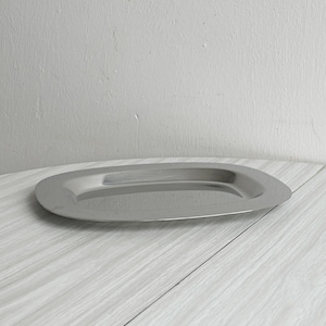Rectangular stainless steel tray with angular design, modern glossy decoration, chic catch-all tray, minimalist presentation tray, gift