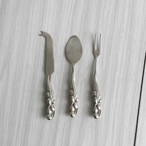Antique cheese cutlery set, silver plated metal, Silea France, refined tableware, elegant metal decoration, Letang Remy style