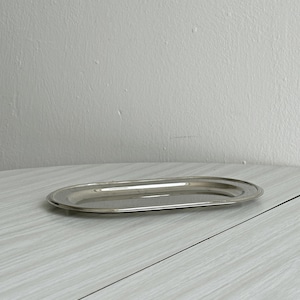 Small vintage oval tray in lightweight, shiny metal; elegant catch-all or serving tray, entryway or bathroom decoration