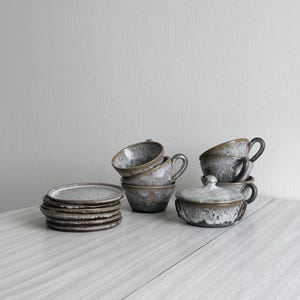 Handcrafted stoneware coffee set, 6 cups, saucers and sugar bowl, natural tones, ideal for country decor, unique gift, French craftsmanship