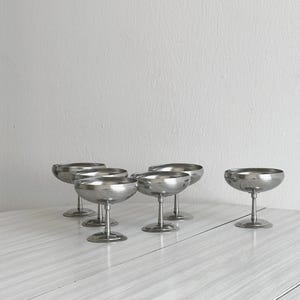Set of 6 shiny silver metal bowls, Letang Remy style, chic tableware, dessert or ice cream bowls, elegant vintage buffet