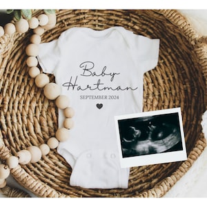 Digital Pregnancy Announcement, Baby Announcement, Social Media Reveal, Gender Neutral Baby Announcement, Downloadable Editable Template