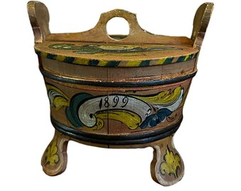 Cubo de mantequilla rústico noruego Rosemaling de 1899/ámbar en madera de pino/madera curvada, interior de cabaña de granja rural, antiguo, coleccionable