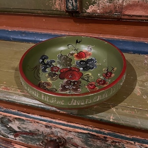 1979 VTG Norwegian rosemaling beer bowl, Gerd Hafstad handpainted folkart folk art from Telemark, Norway, Nordic wall hanging, fruit bowl