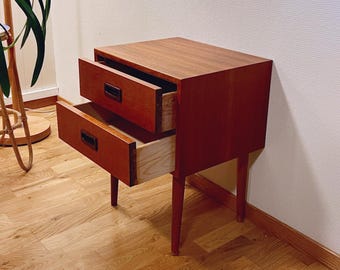 1960s Nordic Teak Chest of Drawers, Night Stand / Side Table, Entre table, Scandinavian /Norwegian Retro design, Mid-century modern