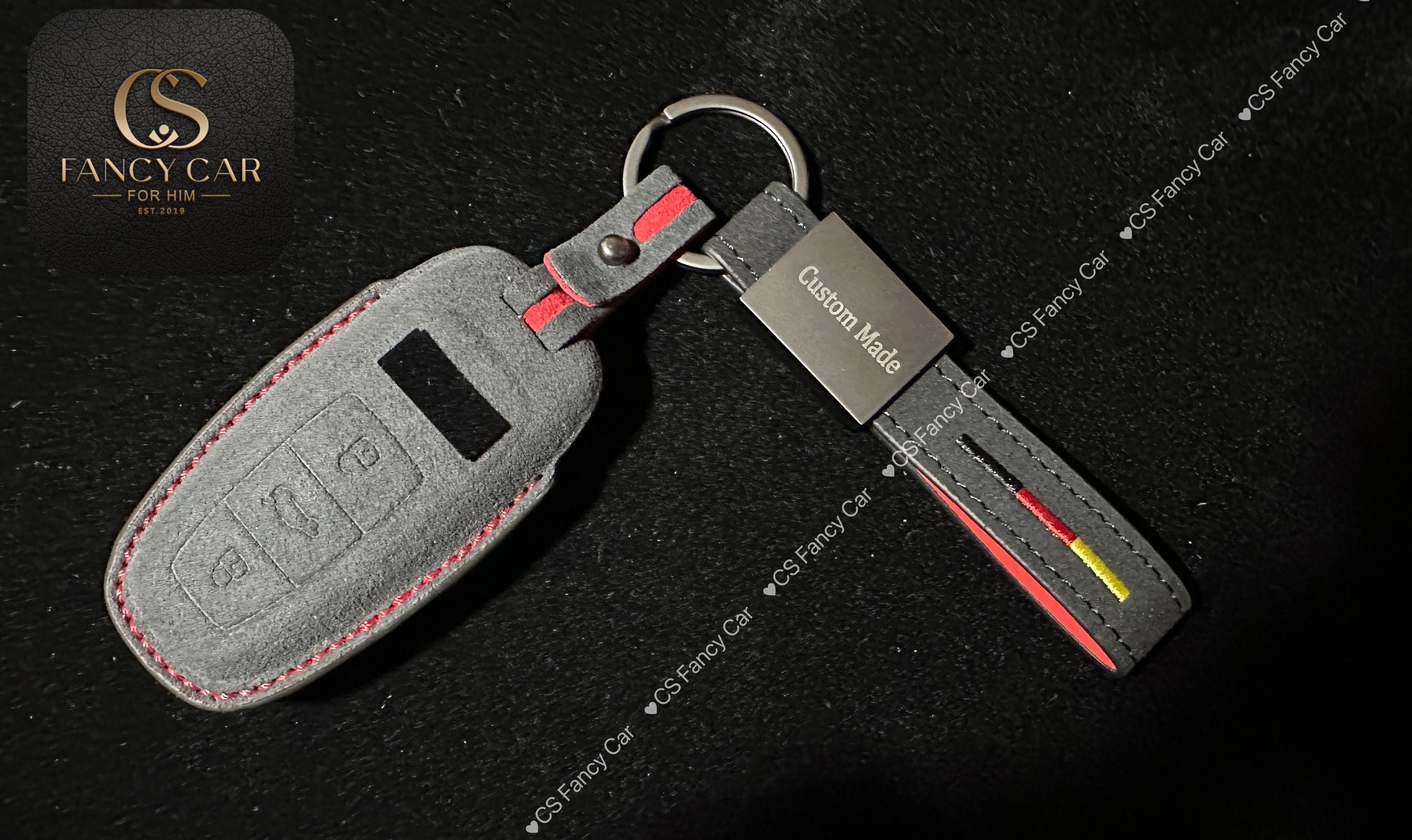 Auto Car Keychain Black Leather Business Key Chain for Key Fob and Key With  Metal Carabiner Hook, Audi price in UAE,  UAE