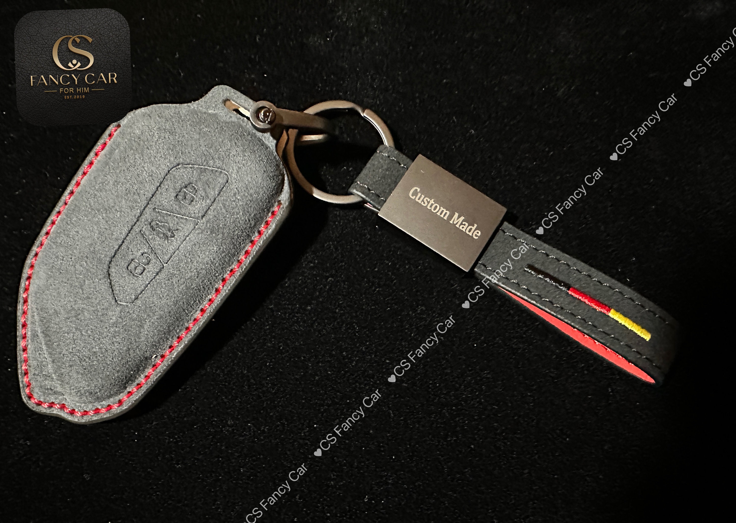 Handgefertigte Leder-Schlüsselhülle für VW Golf 8 Eighth Generation New  Magotan Phaeton Phaeton Lavendel Leder Schlüsseletui - .de