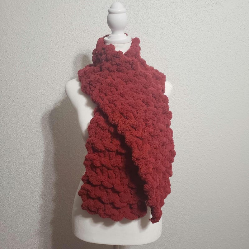 Chunky Knit Tassel Scarf