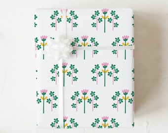 Folk Art Flowers Wrapping Paper, Scandi Floral Gift Wrap, Wildflower Bouquet Gift Sheets, Cute Girly Present Packaging for Little Girl