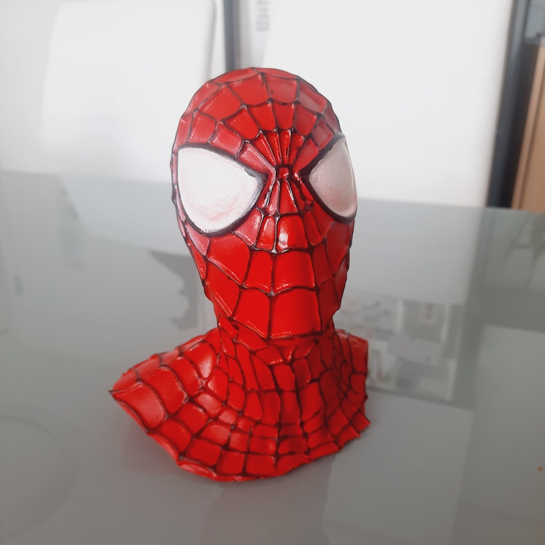 Spiderman-figur | 3D-tryckt staty handmålad | Spiderman-byst bild 1