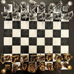 Viking Chess Game | 3D Printed Board and Pieces | Includes Wooden Storage Box (for pieces)