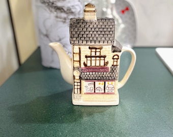 Vintage House teapot Ceramic