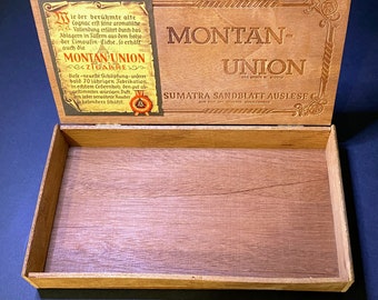 Vintage wood Tobacco - Cigar Box.