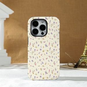 Beige Tricolor Flowers iPhone Case Silicone Case Hard Shell Case, For iPhone 15 13 13 Pro Max 12 Pro Max 11 XR Xs X Phone Case Bild 1