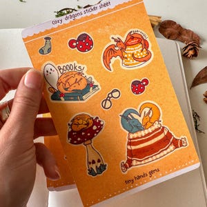 Stickervel Cosy Dragons journaling | Plakboek | Boeken | Schattig | Cottagecore | Lezen