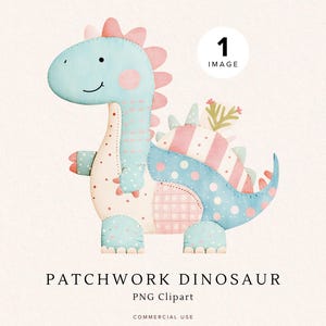 以下が含まれることがあります： パステルカラーの気まぐれなパッチワーク恐竜のイラスト。恐竜は、ピンクと白のアクセント、水玉模様、ストライプのある水色の体です。画像には「PATCHWORK DINOSAUR PNG Clipart」というテキストが含まれています。