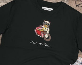 以下が含まれることがあります： ラーメンを食べている猫の白いグラフィックがプリントされた黒いTシャツ。猫の下に「Purrr-fect」という文字がプリントされています。