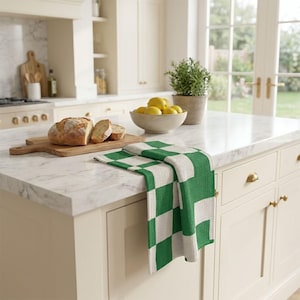Checkered Kitchen Tea Towel - Absorbent, Eco-Friendly Fabric