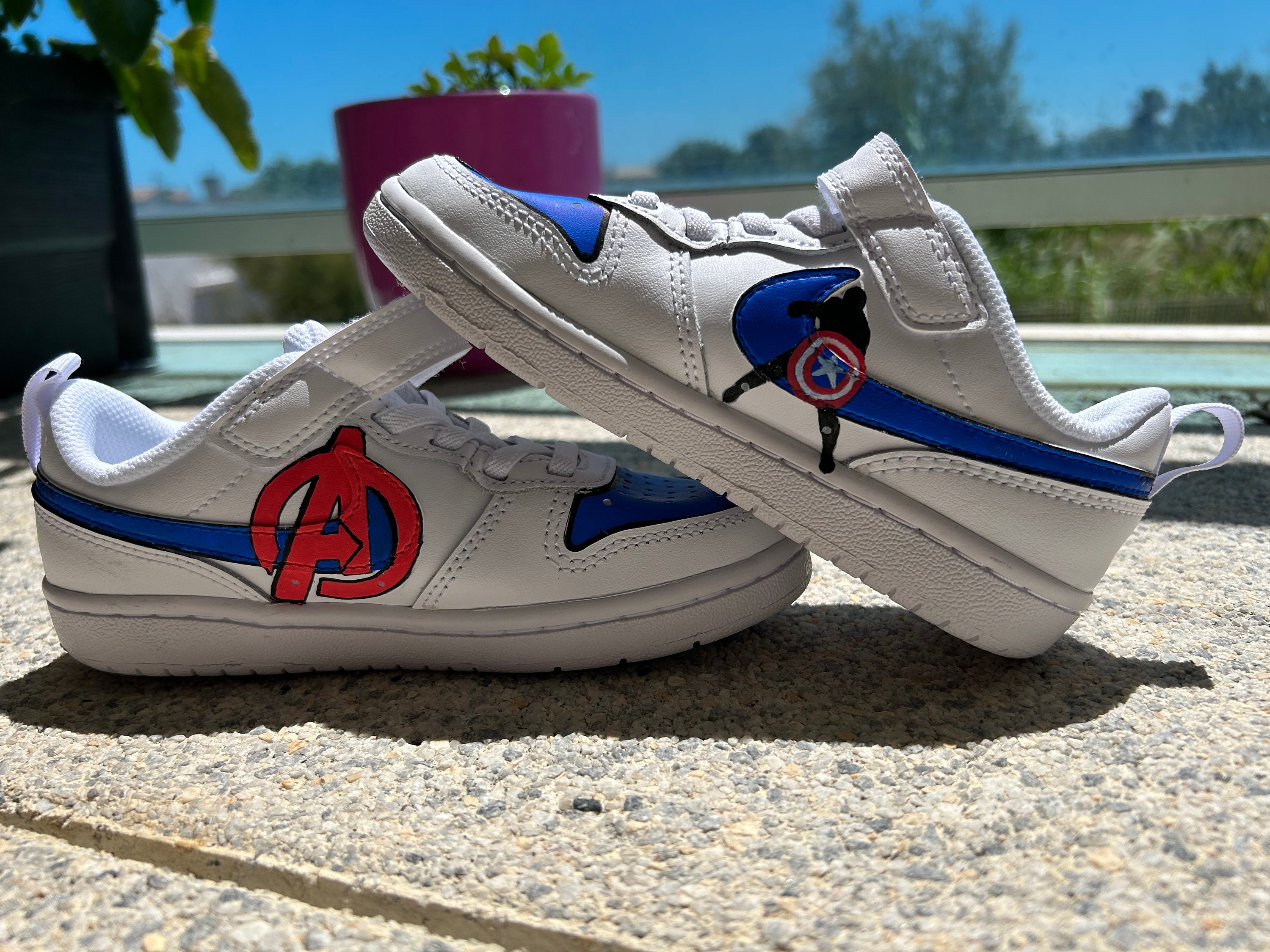 Avengers discount shoes nike