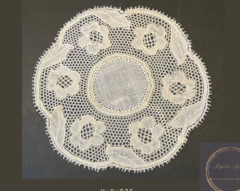 Mouchoir rond en dentelle aux fuseaux faite main, avec 6 fleurs et feuilles, taille 12 cm = 4,72 pouces, carré de poche ou sous-verre, vintage